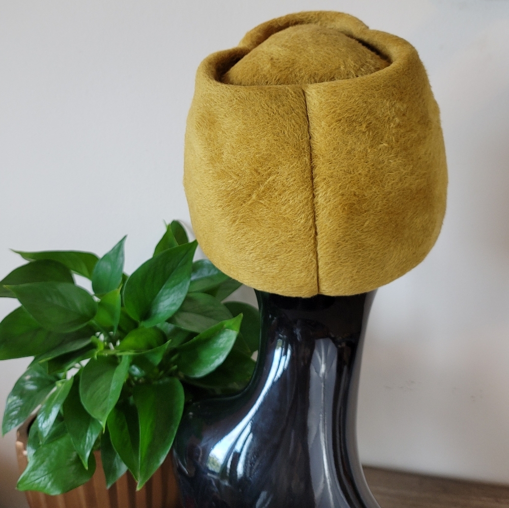 VTG 60s Miss Dior Structured Gumdrop Hat - Picture 9 of 13